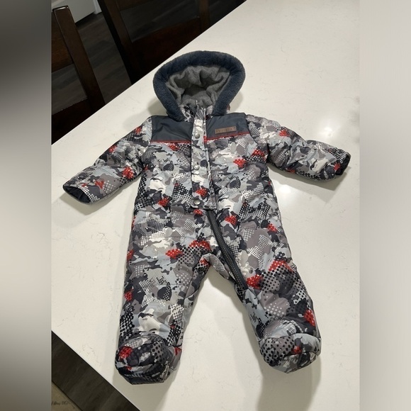 Wippette Other - Wippette Hooded Snowsuit, Size Boys 6-9M Color (Camo) Gray